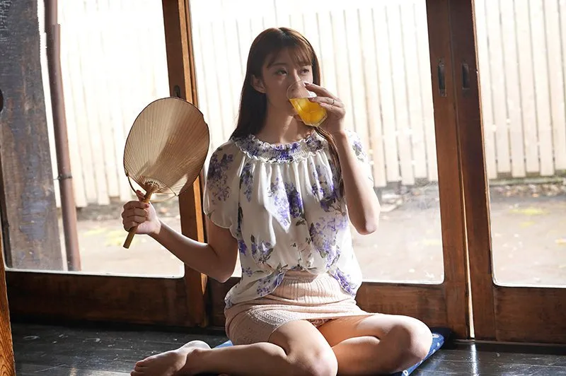 Mùa hè buồn chán ở quê đụ bà xã cạnh nhà thiếu thốn vì lấy chồng già